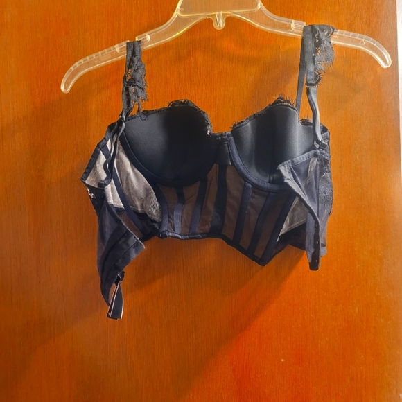 Victoria secret corset NWOT - Picture 3 of 3